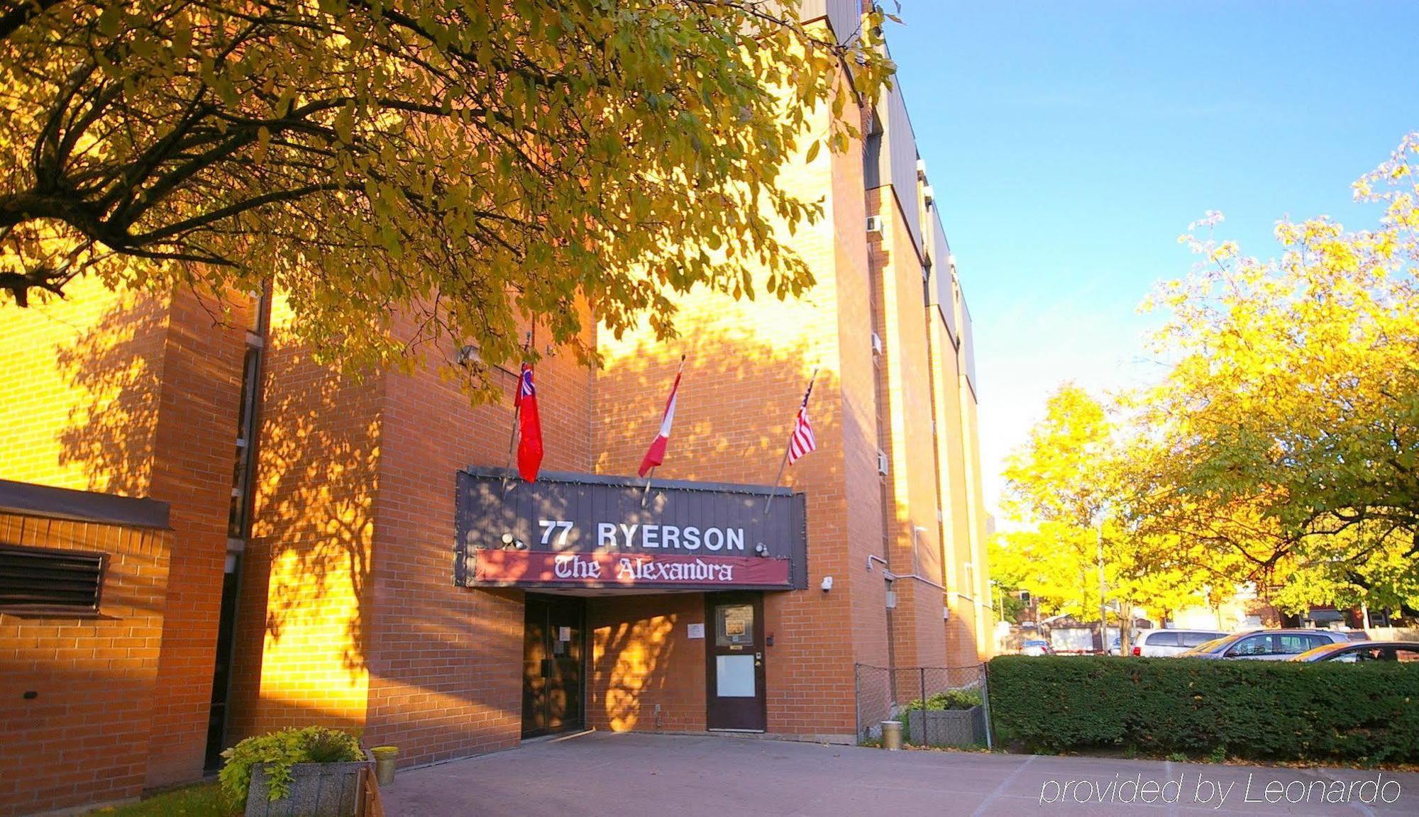 The Alexandra Hotel Toronto Exterior foto