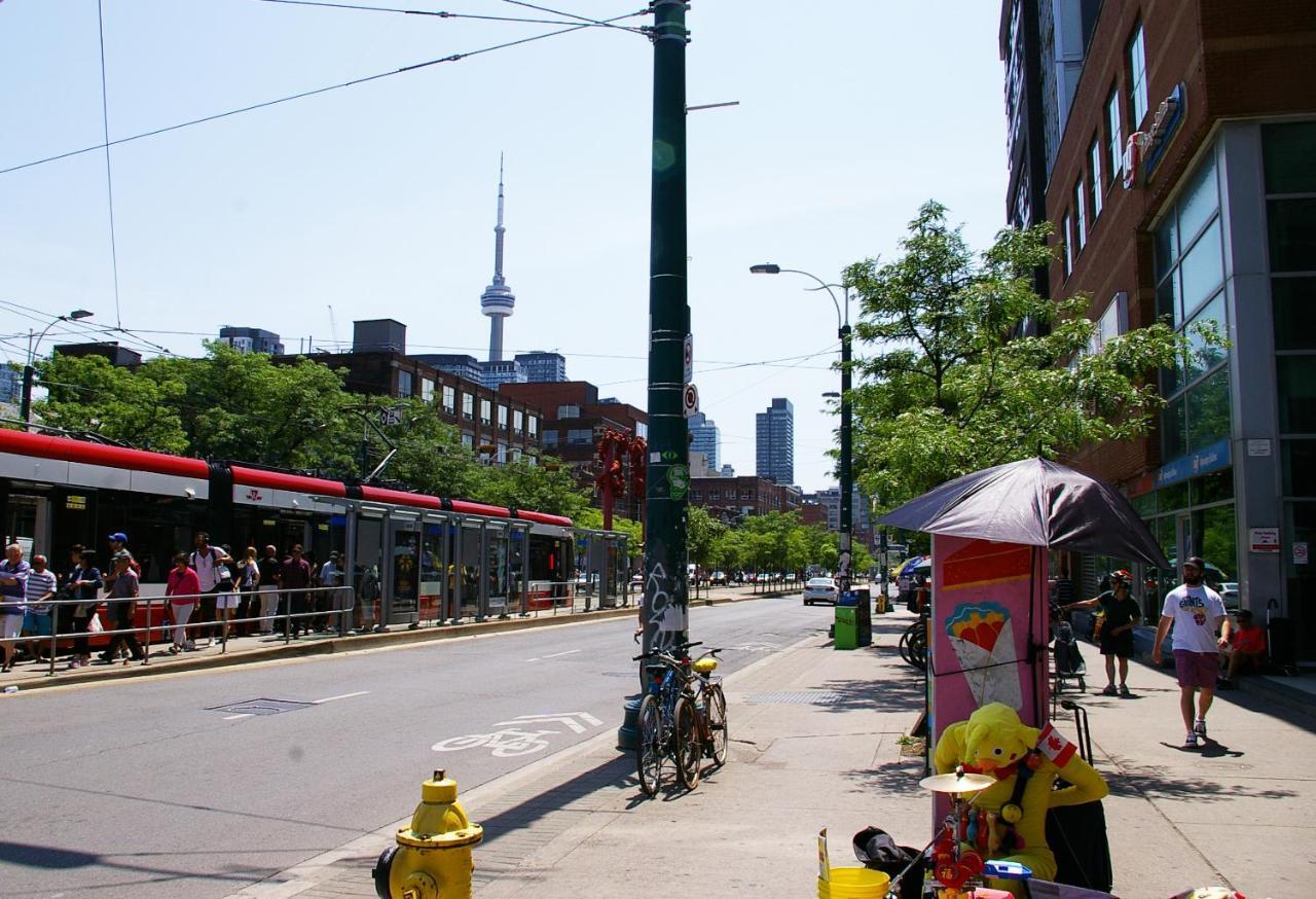 The Alexandra Hotel Toronto Exterior foto